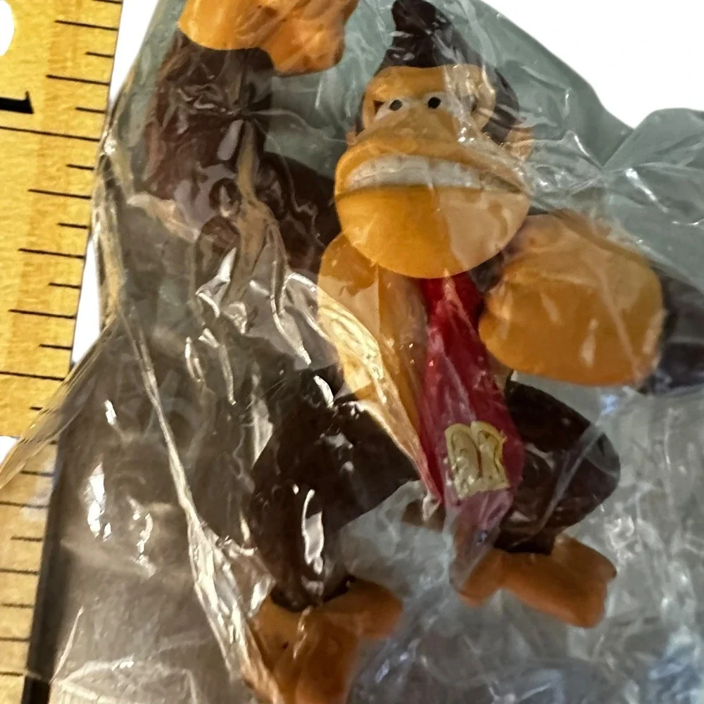 Nintendo Mario & Donkey Kong Figure Cake Toppers Party Favors Sealed‎